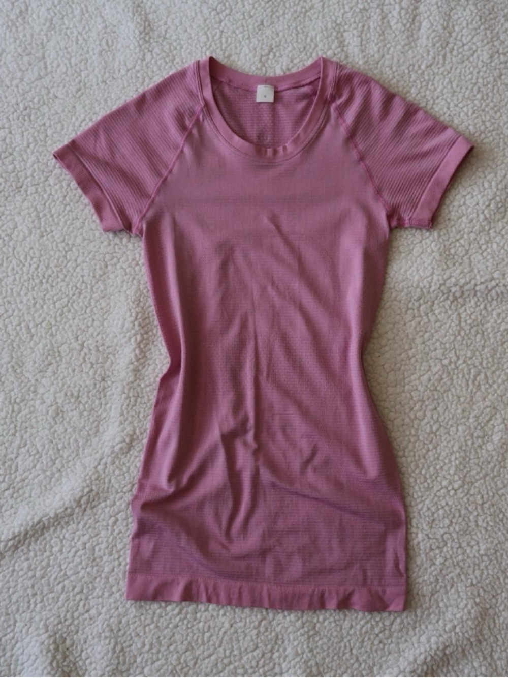 Lululemon Pink Short Sleeve Athletic Top Size 0